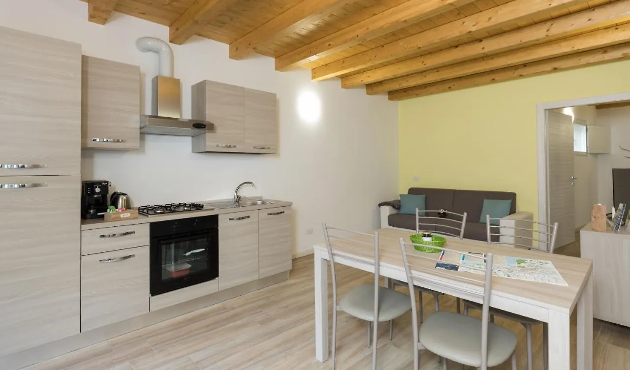 Residenze Lariane Apartment Colico