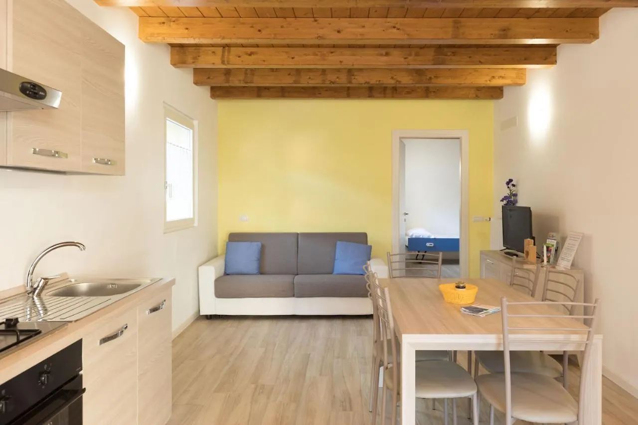 Residenze Lariane Apartment Colico
