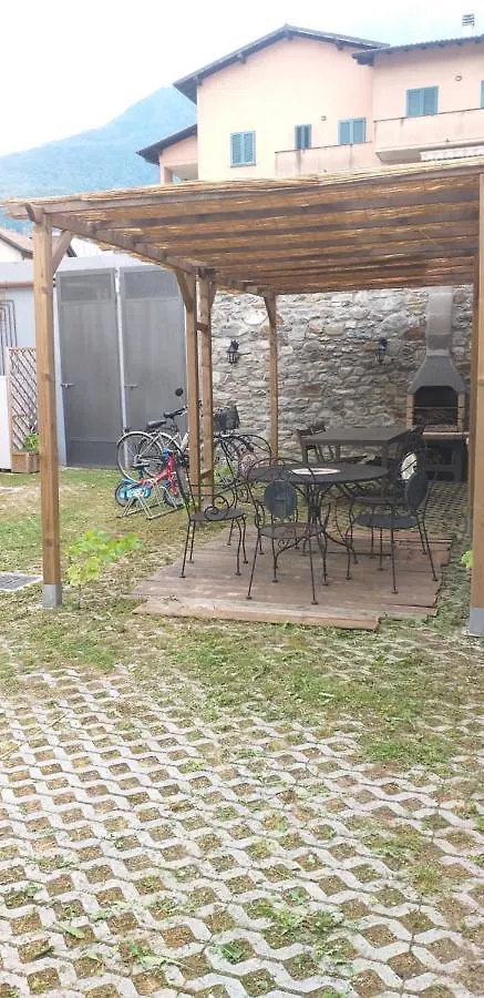 Residenze Lariane Apartment Colico