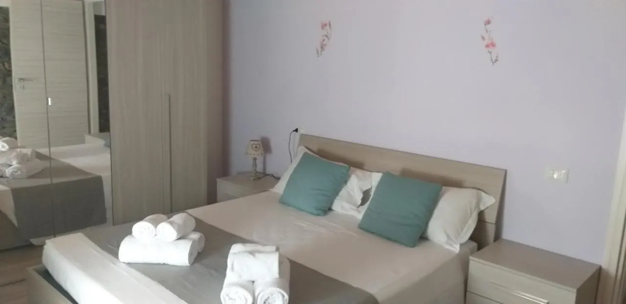 Residenze Lariane Apartment Colico 0*,