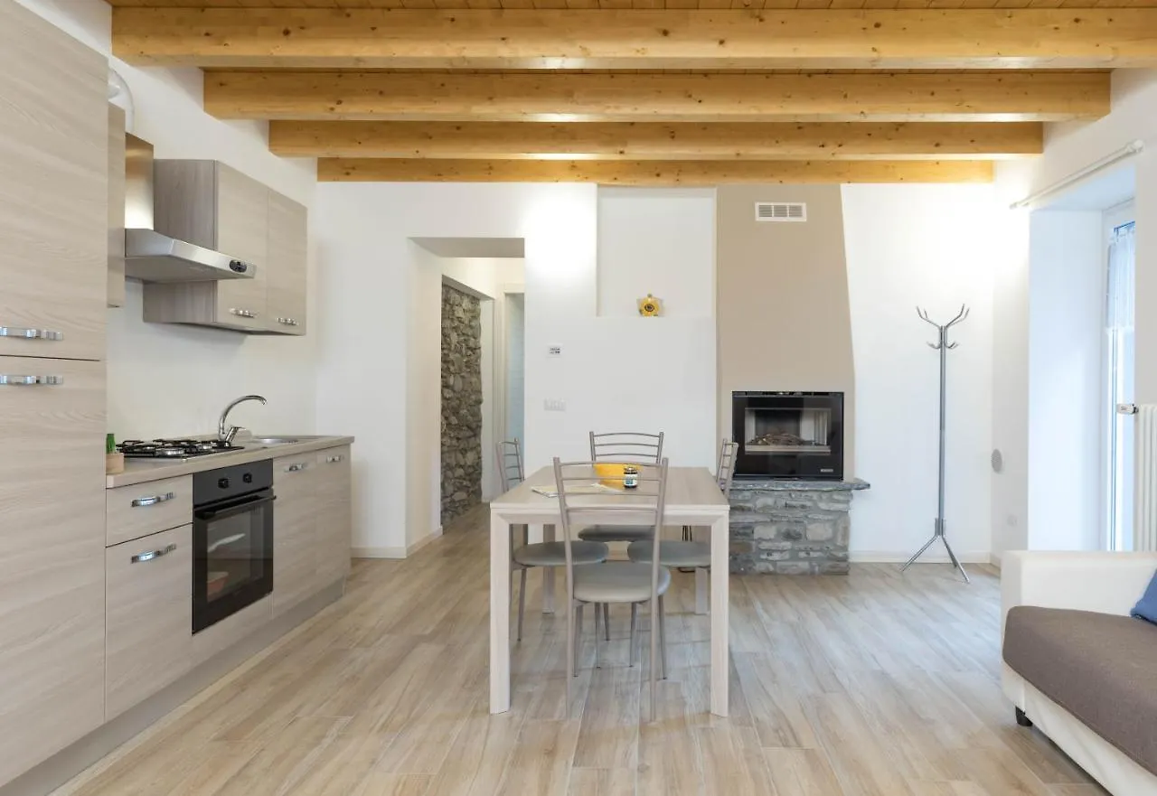 Residenze Lariane Apartamento Colico 0*,