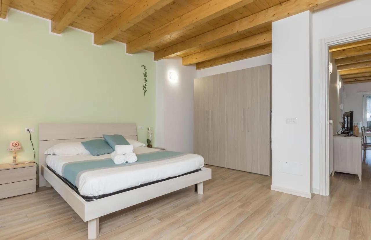 Residenze Lariane Apartamento Colico