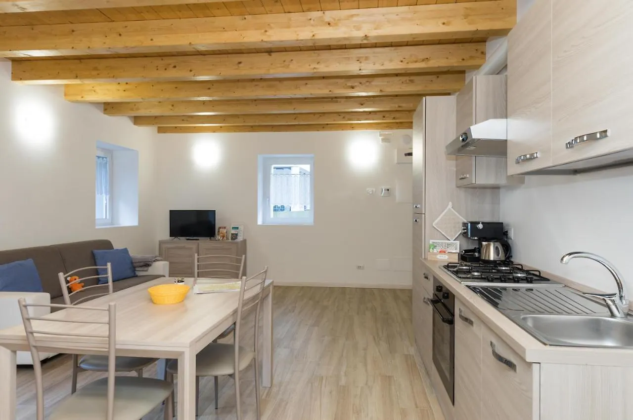 Residenze Lariane Apartamento Colico