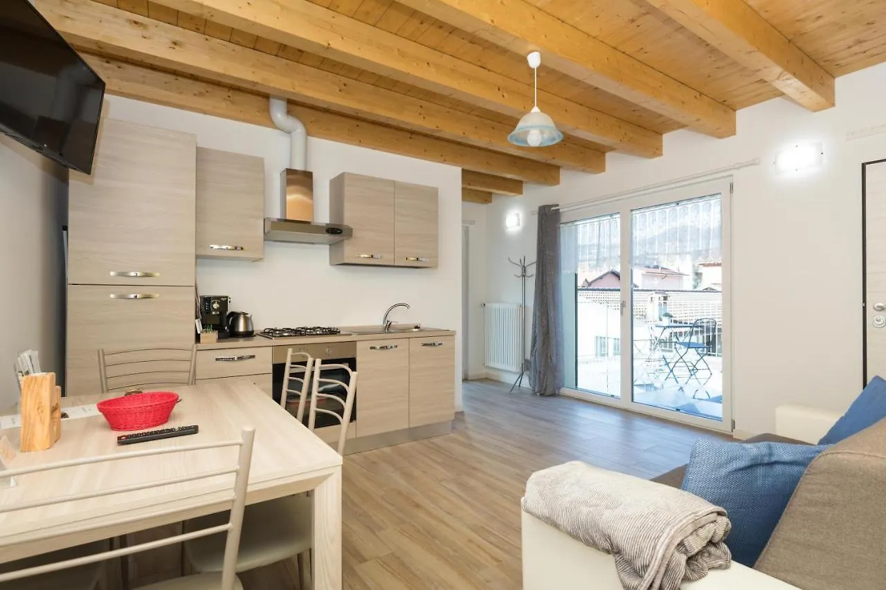 Residenze Lariane Apartamento Colico